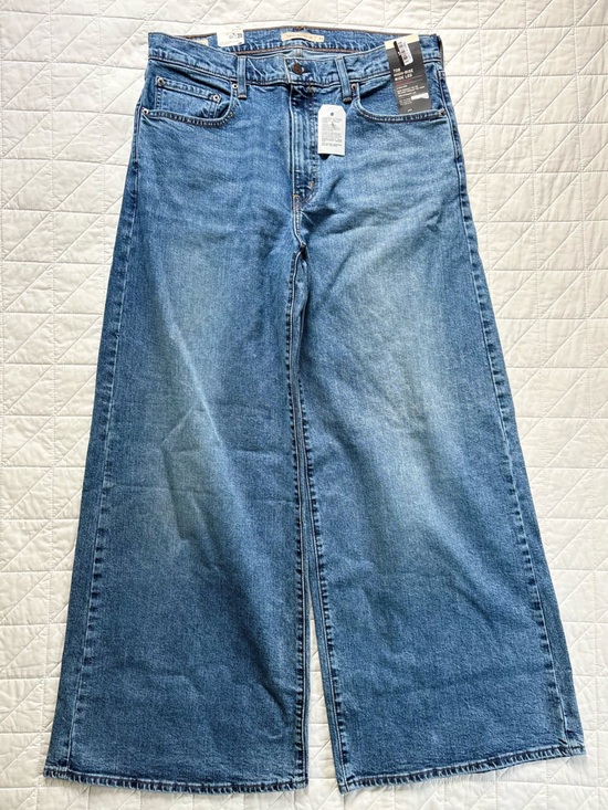 Levi's Denim - Levi's Premium High-Rise Wide-Leg Denim Jeans Medium Wash - Size 33x32